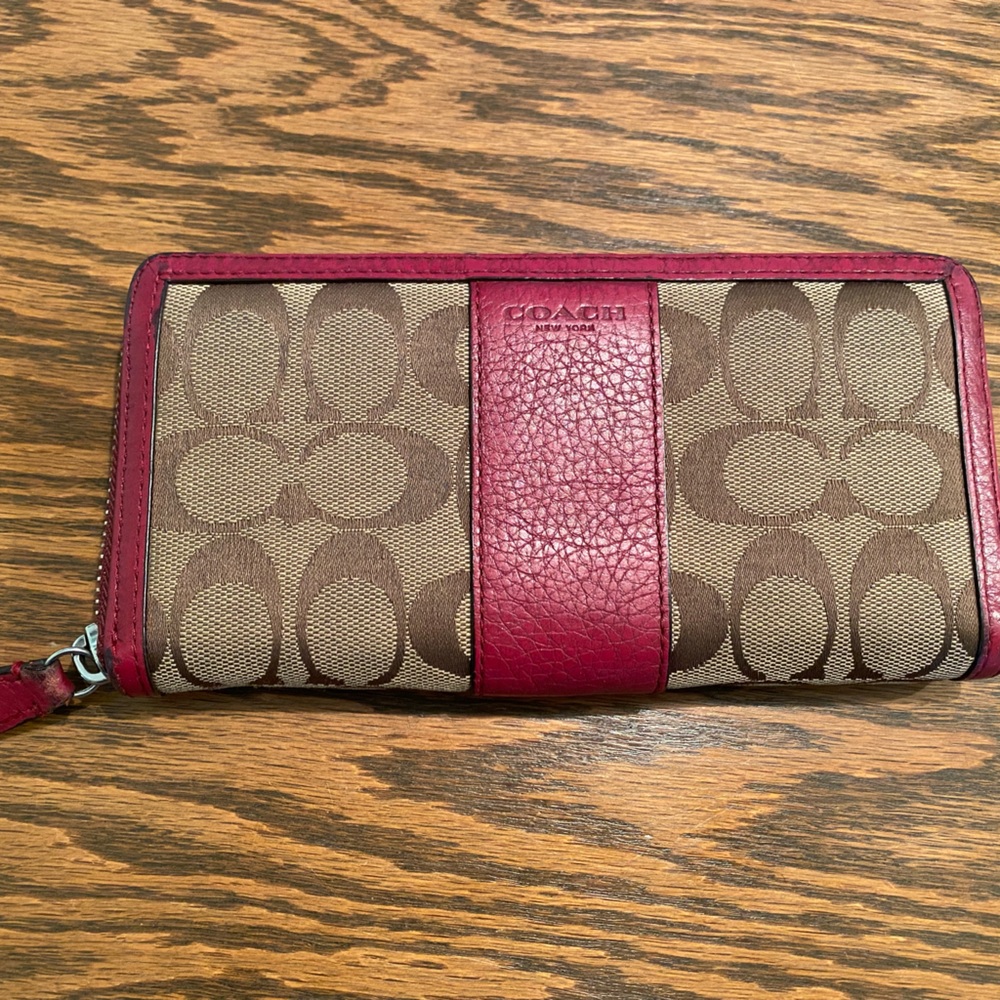 Coach wallet